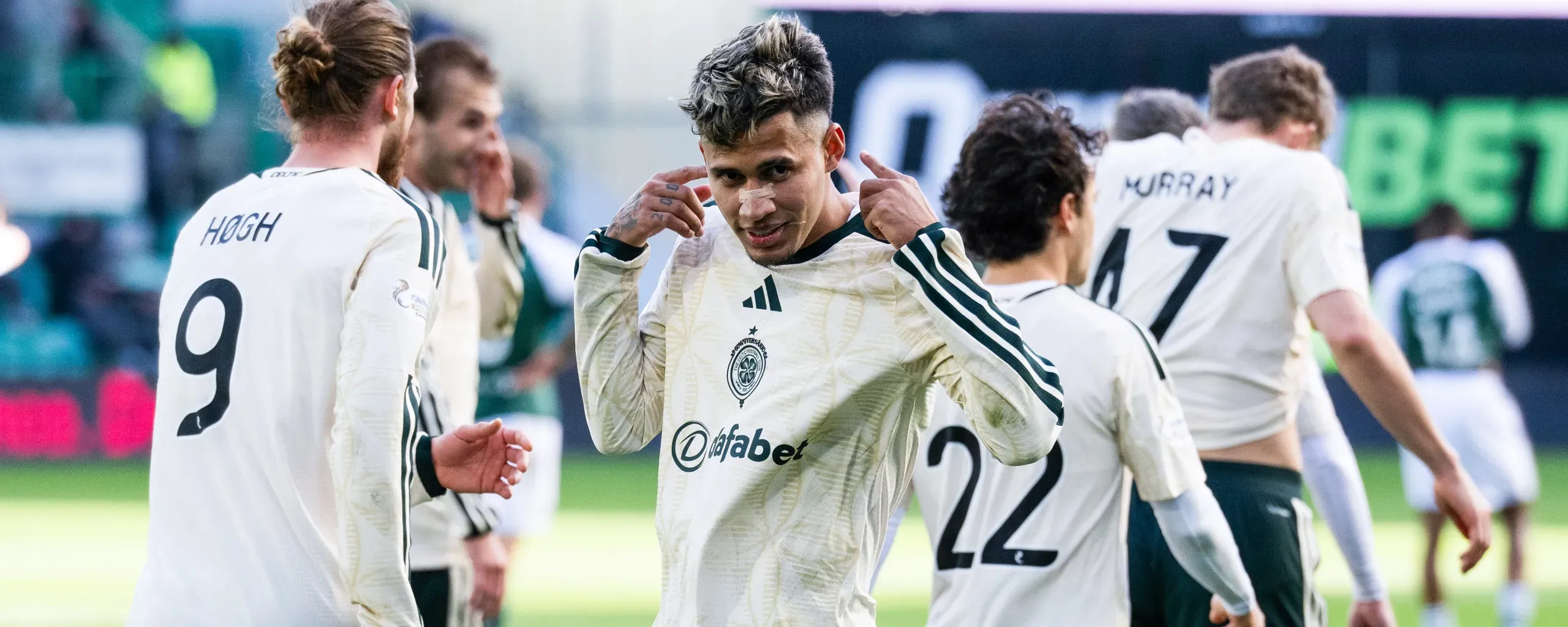 Celtic volta a vencer depois de novo desaire europeu